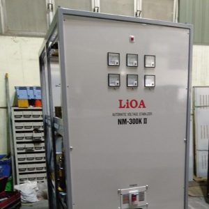 Ổn Áp Lioa 300KVA 3 Pha NM-300K II 300KW New 2023 Giá Bao Nhiêu?