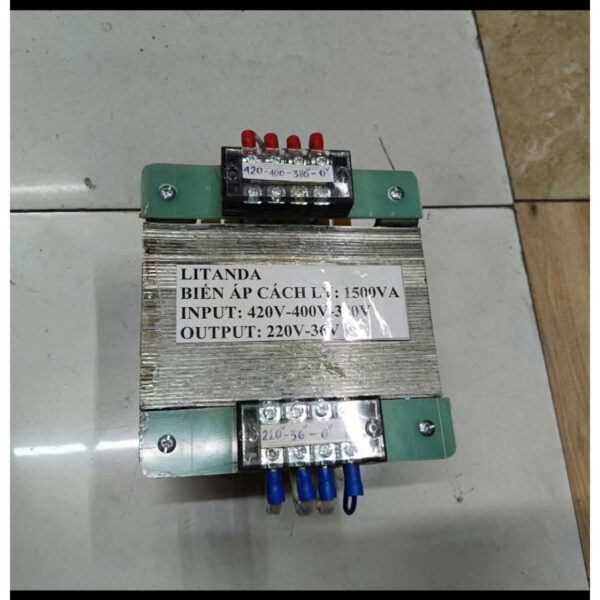 bien-ap-cach-ly-1500va