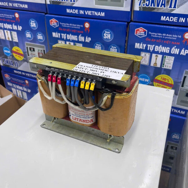 bien-ap-tran-6kva-3-pha-2
