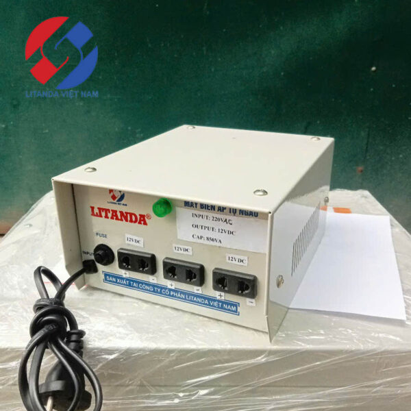 bo-doi-nguon-220vac-sang-12vdc-2