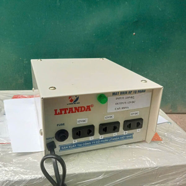 bo-doi-nguon-220vac-sang-12vdc-3