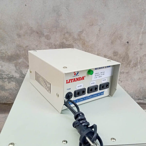 bo-doi-nguon-220vac-sang-24vdc-3