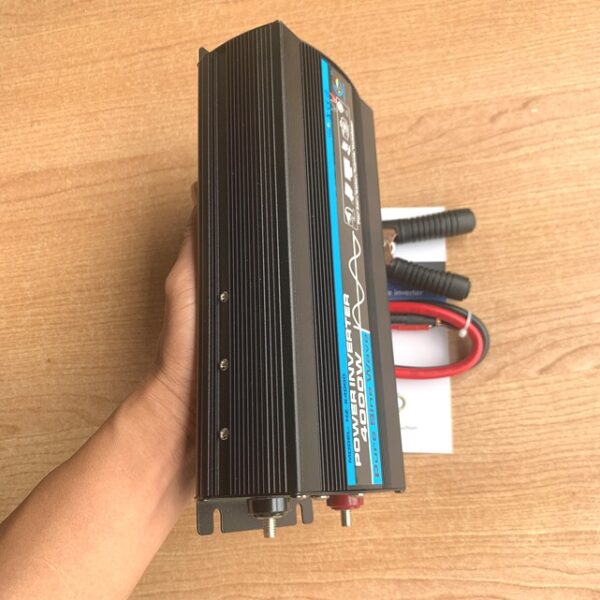 bo-kich-dien-24v-len-220v-4000w-2