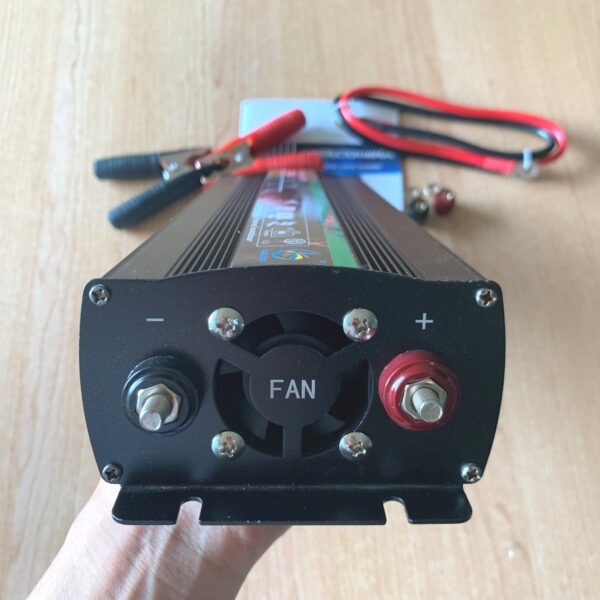 bo-kich-dien-24v-len-220v-8000w-3