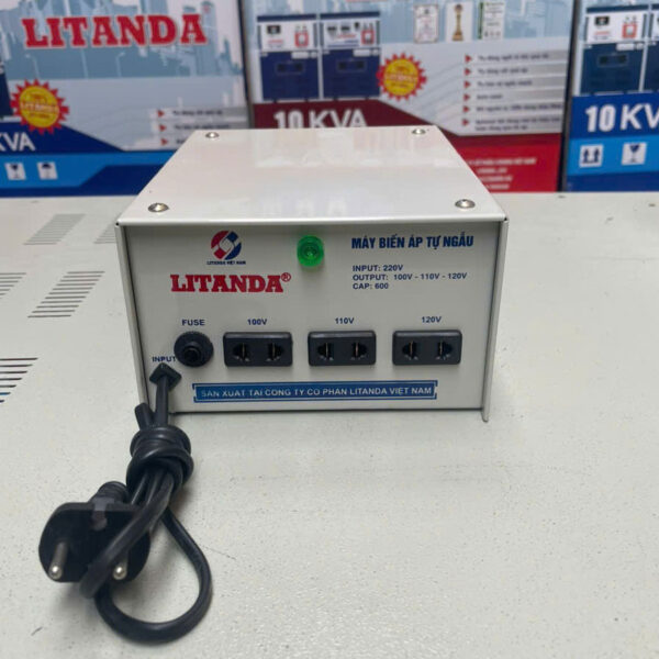 chuyen-dien-220v-sang-110v-nho-gon-2