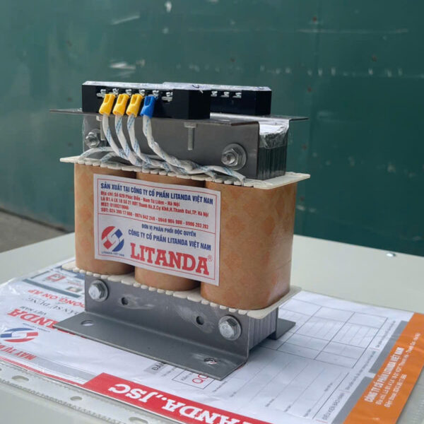 Bien-ap-tran-100va-3-pha-3