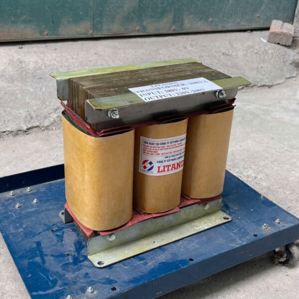bien-ap-tran-10kva-3-pha-2