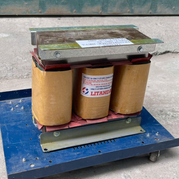 bien-ap-tran-20kva-3-pha-2