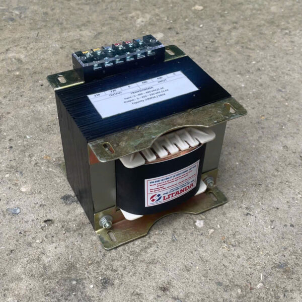 bien-ap-tran-400v-ra-220v-3