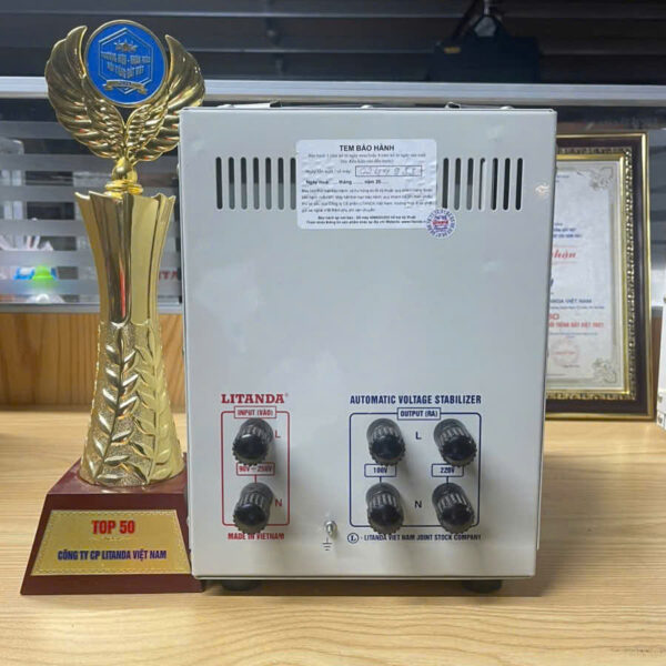 on-ap-cach-ly-500va-1-2