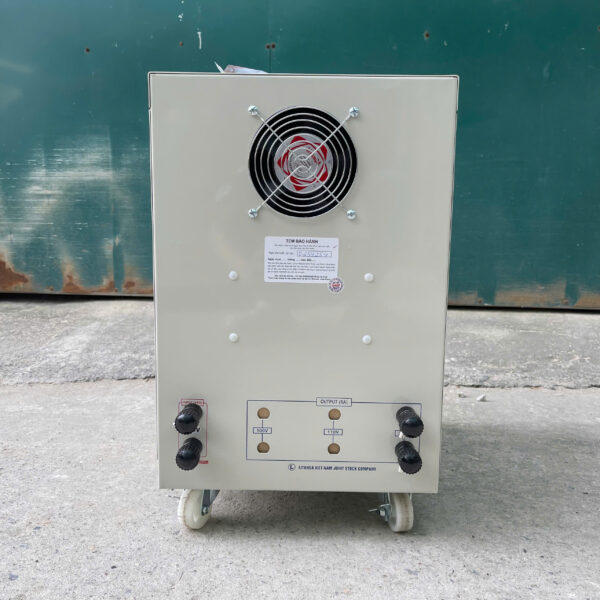 Bien-ap-10kva-vao-110v-ra-220v-1