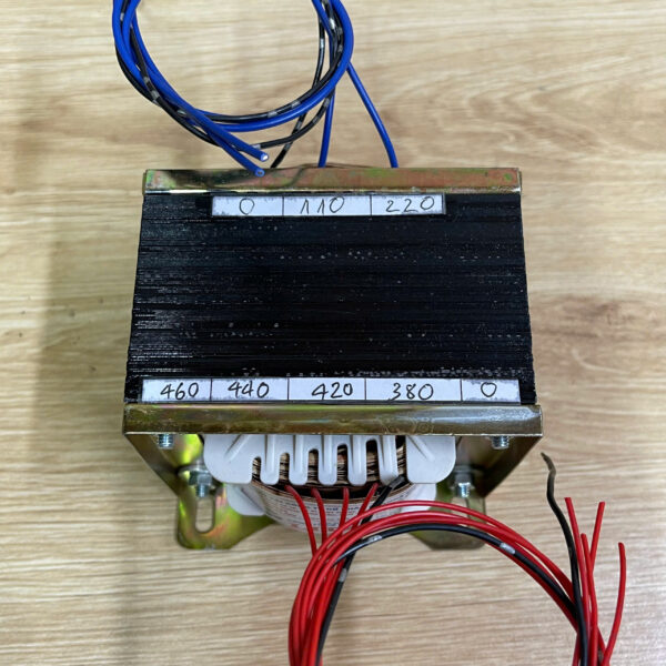 bien-ap-tran-150va-3-pha-3