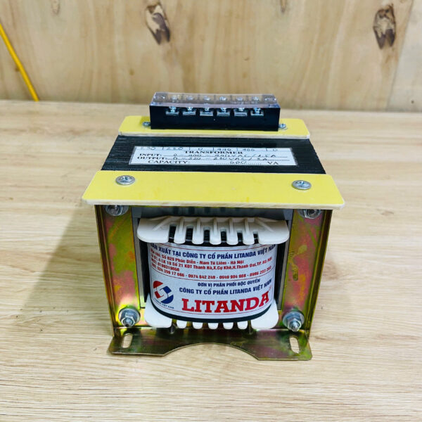 bien-ap-tran-660va-3-pha-5