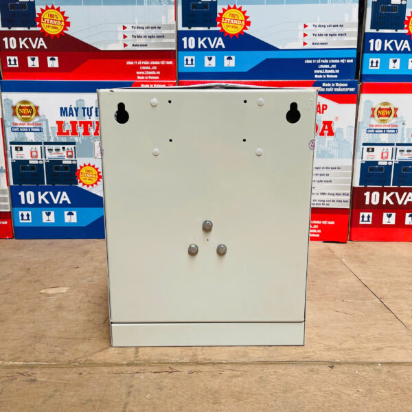 on-ap-treo-tuong-5kva-1-pha-3
