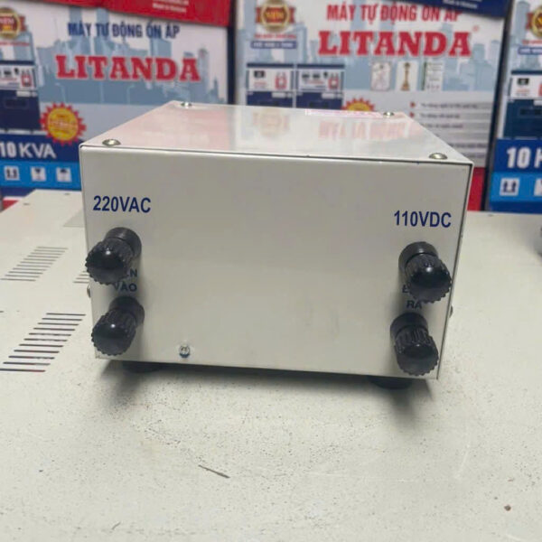 bo-doi-nguon-220vac-sang-110vdc-20A-3