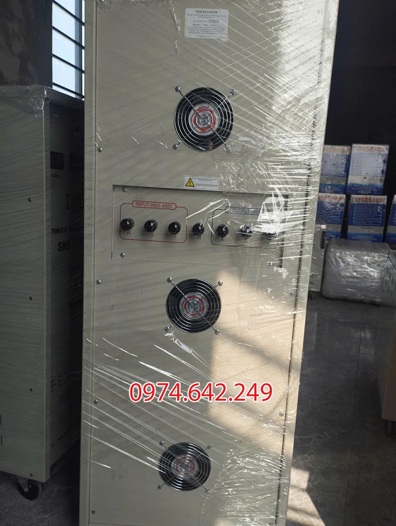 Đằng sau của ổn áp LiOA 45kVA 3 pha Sh3 - 45KII