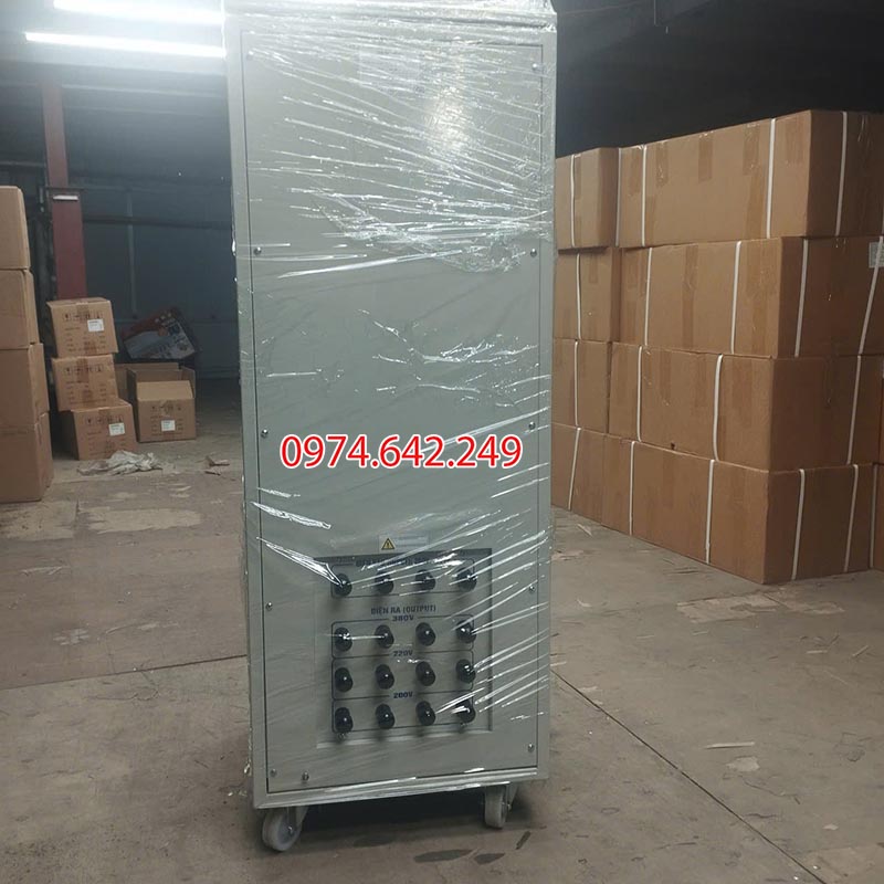 Đằng sau của ổn áp LiOA 50kVA SH3