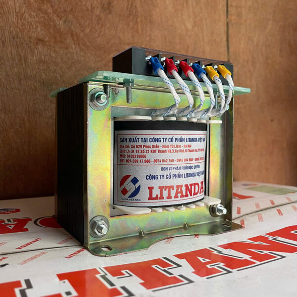 bien-ap-tran-440va-3-pha-2