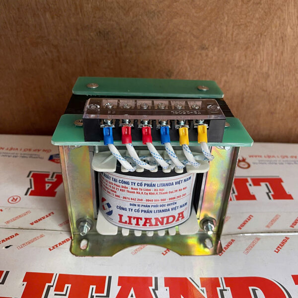 bien-ap-tran-440va-3-pha-3