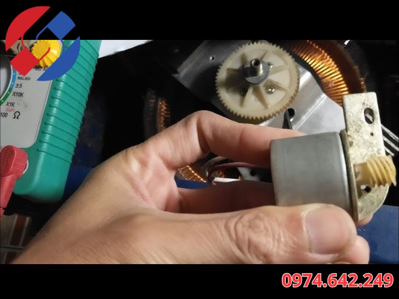 Hướng dẫn tự kiểm tra và sửa chữa ổn áp với các lỗi cơ bản