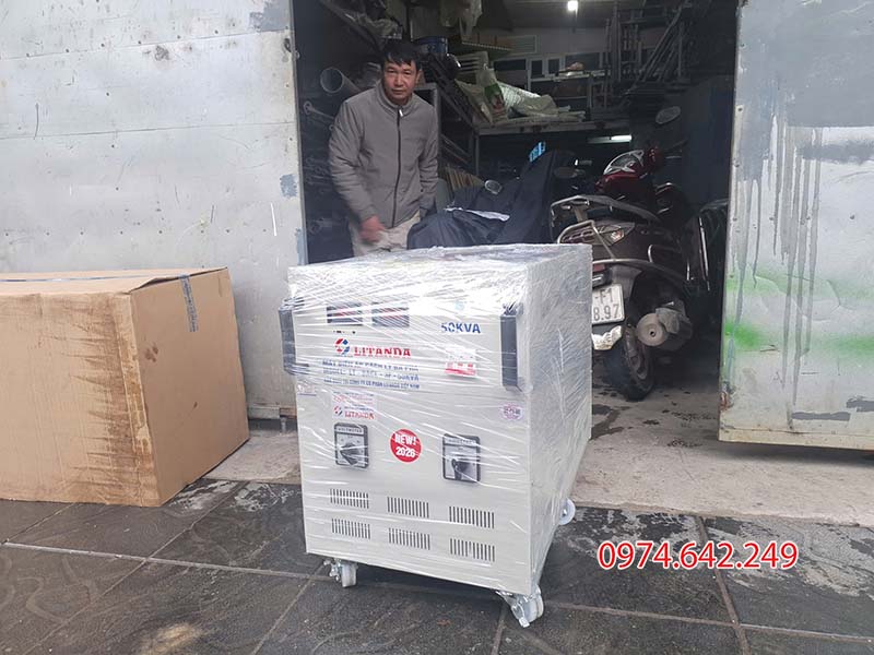 Onap.vn giao biến áp tới cho một xưởng sản xuất