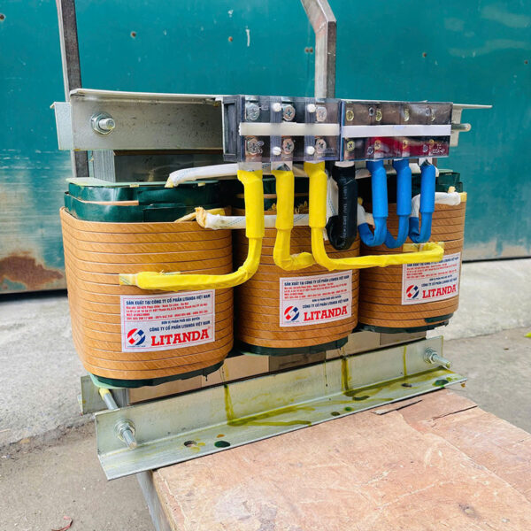 bien-ap-cach-ly-tran-100kva-3-pha
