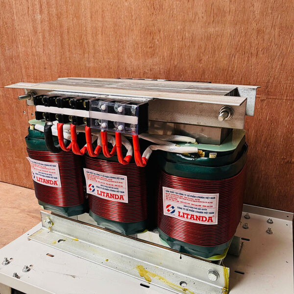 bien-ap-cach-ly-tran-25kva-3-pha-2